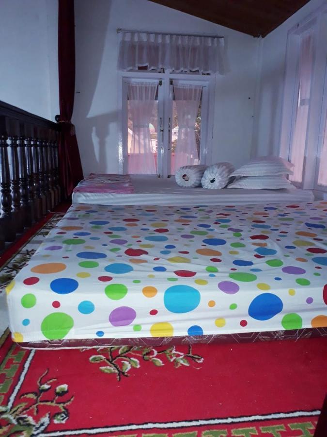 Bumimi Homestay Painan Exterior foto
